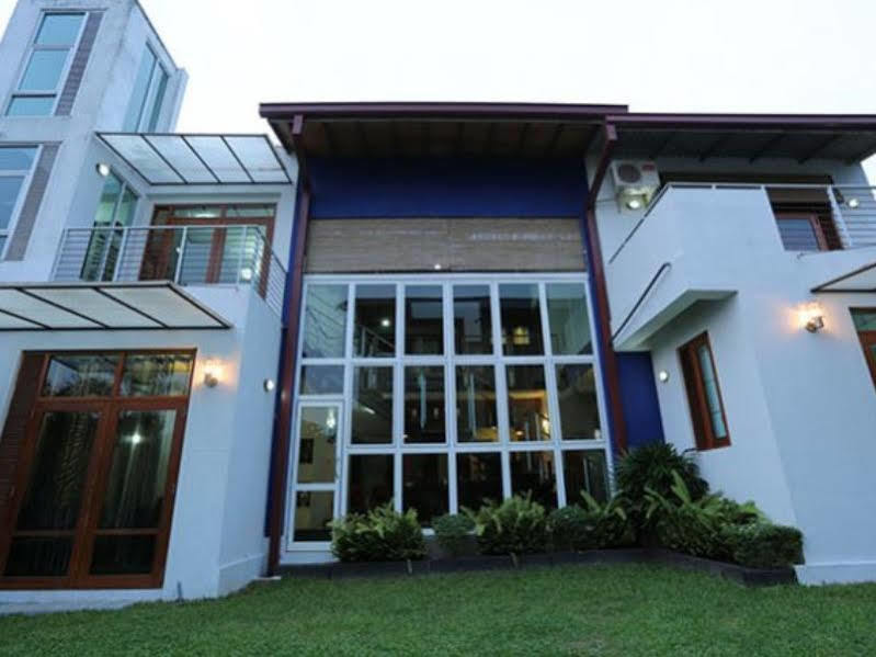 Oyo 437 Amali Residence Nugegoda Exterior foto